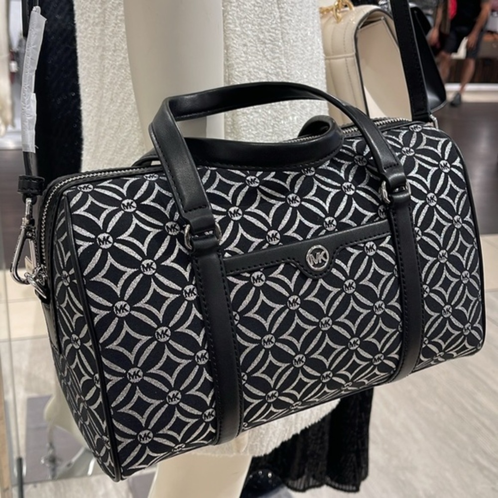 MICHAEL KORS JST TRAVEL MEDIUM DUFFLE SATCHEL SHOULDER CROSSBODY BAG MK BLK/SVR